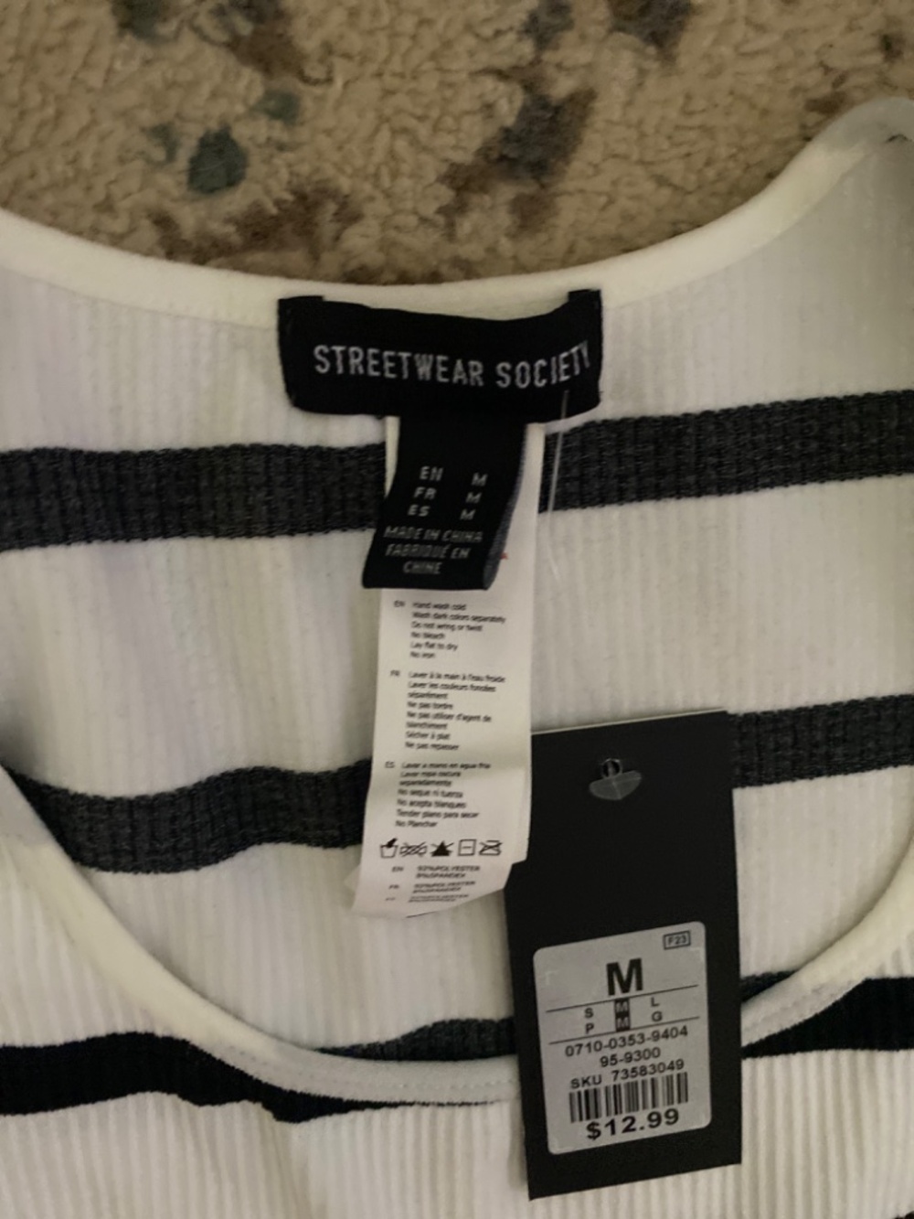 Striped top - Picture 3 of 3